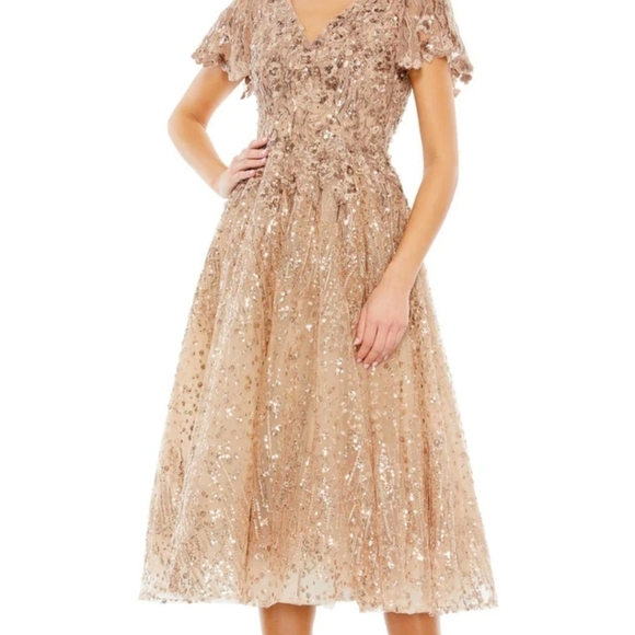 Mac Duggal 20392 Embellished Butterfly Fit size 2 gown Taupe NWT - Picture 2 of 9